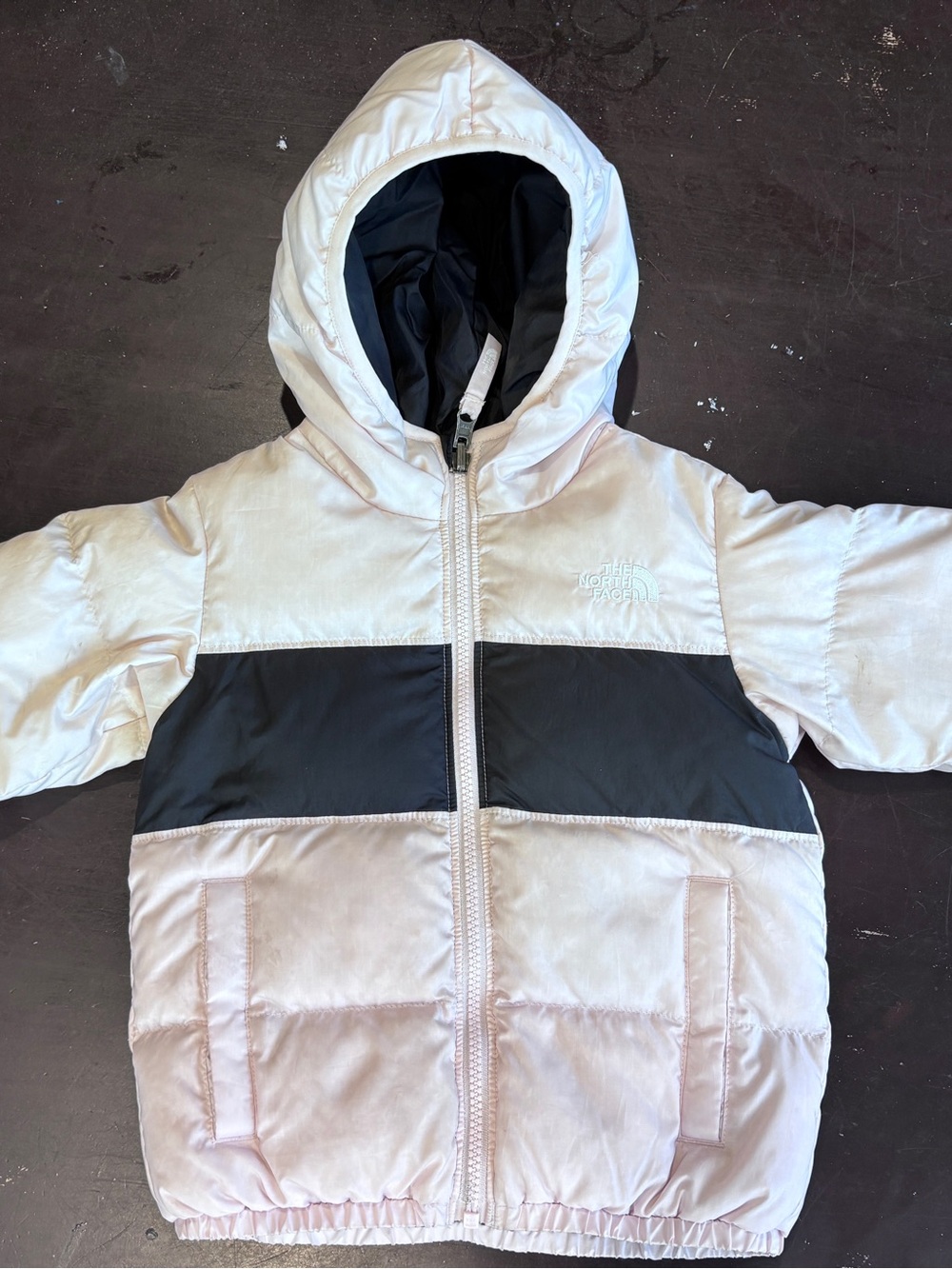 The North Face Kids' Pink & Black 550 Down Hooded Puffer Jacket